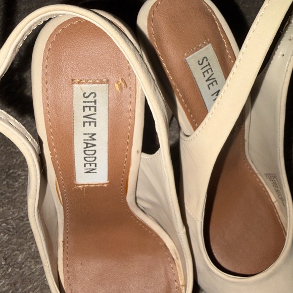 Steve Madden Women's Beige Peep-Toe Heels - Picture 2 of 5